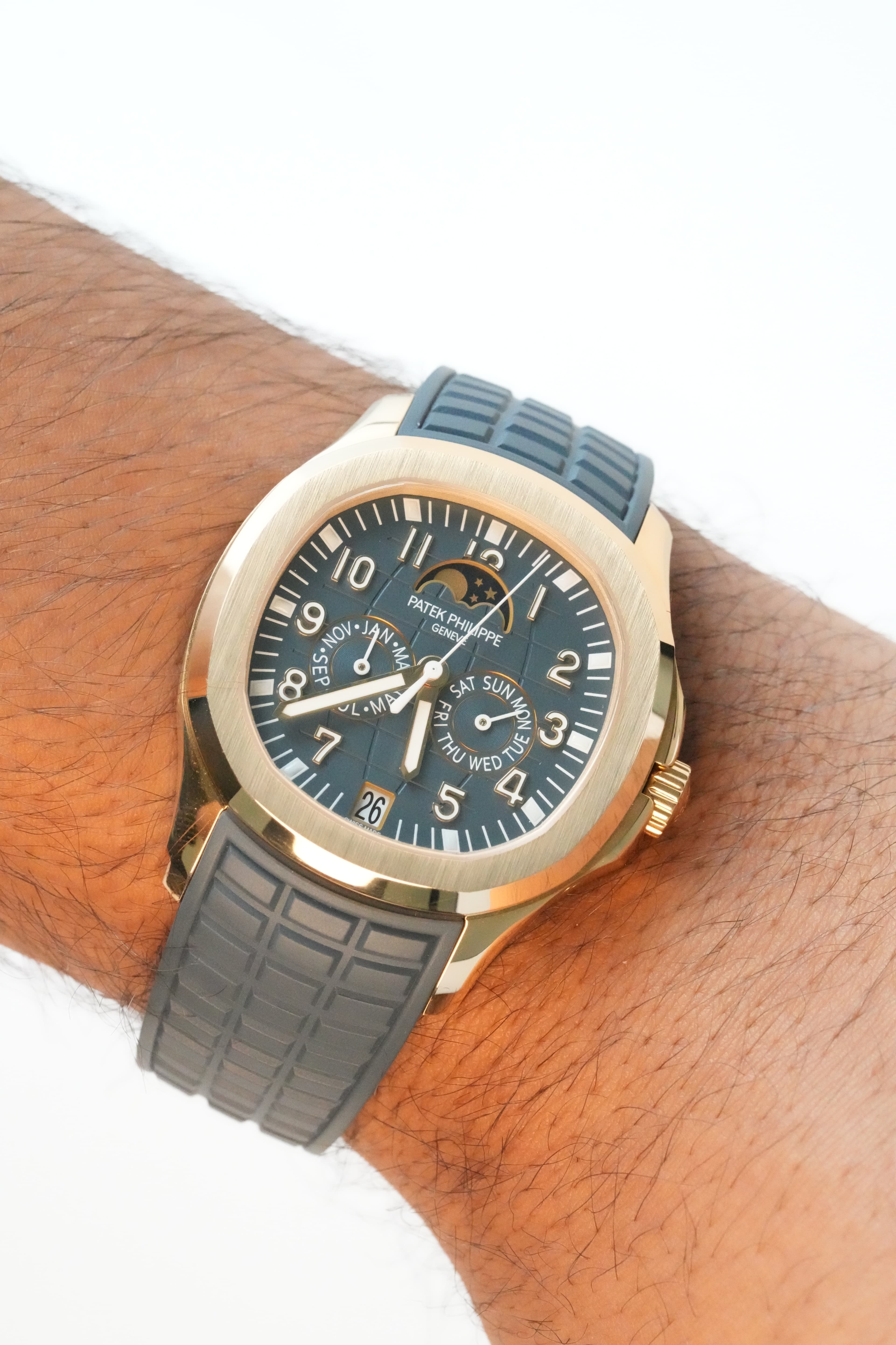 Patek Philippe Aquanaut  view 4