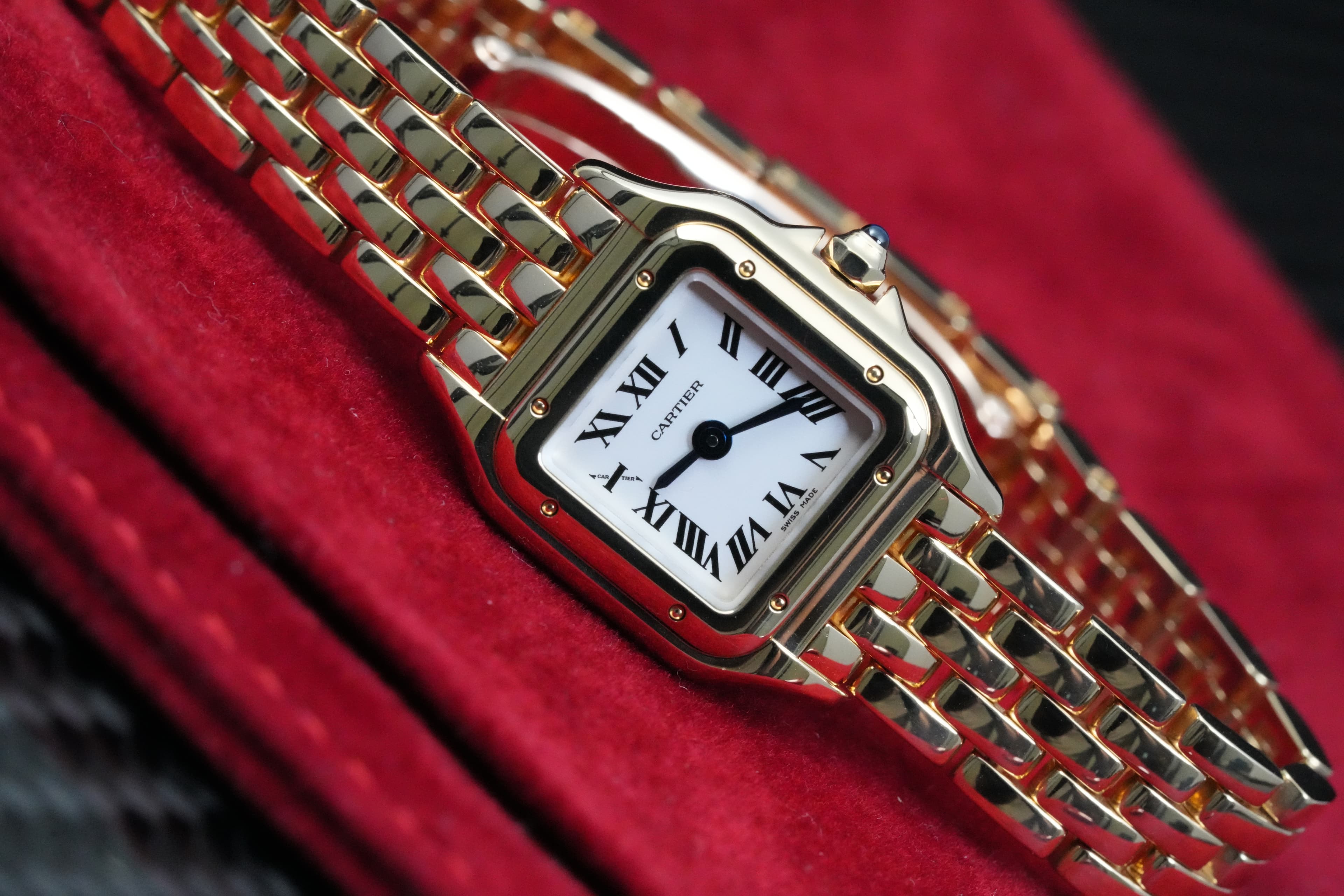 Cartier Panthere  view 9