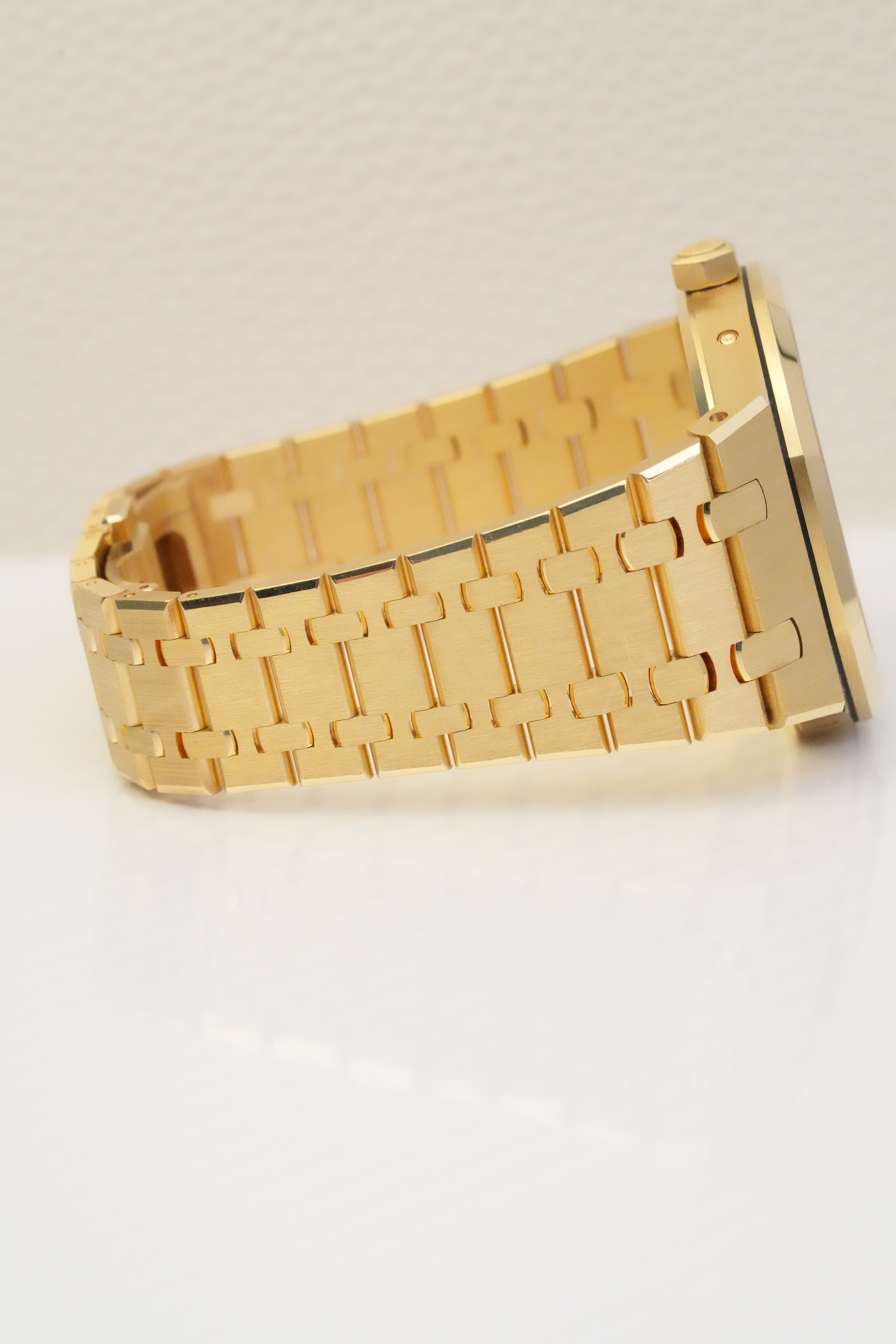 Audemars Piguet Royal Oak  view 8