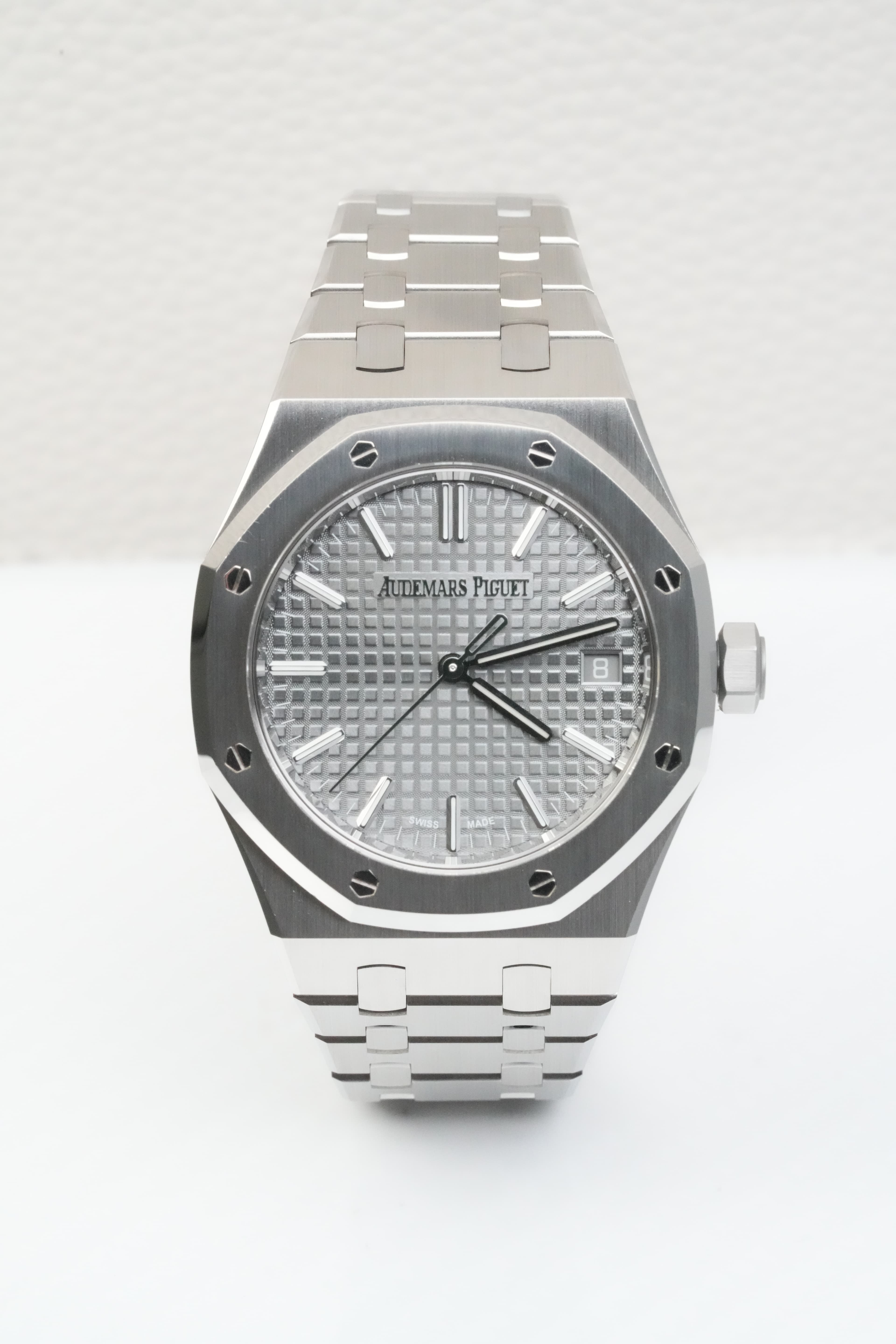 Audemars Piguet Royal Oak 50th Grey  view 2