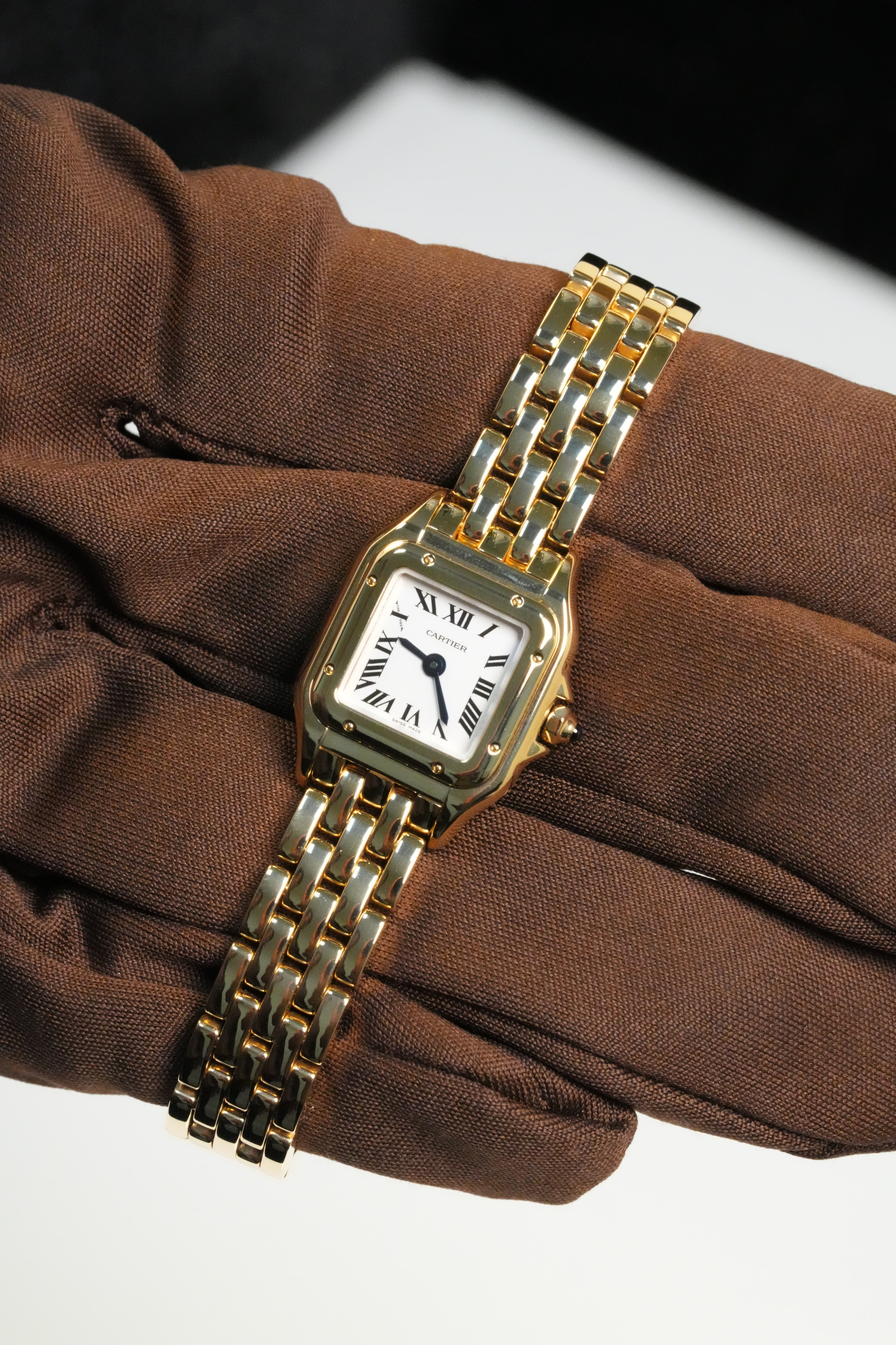 Cartier Panthere  view 2