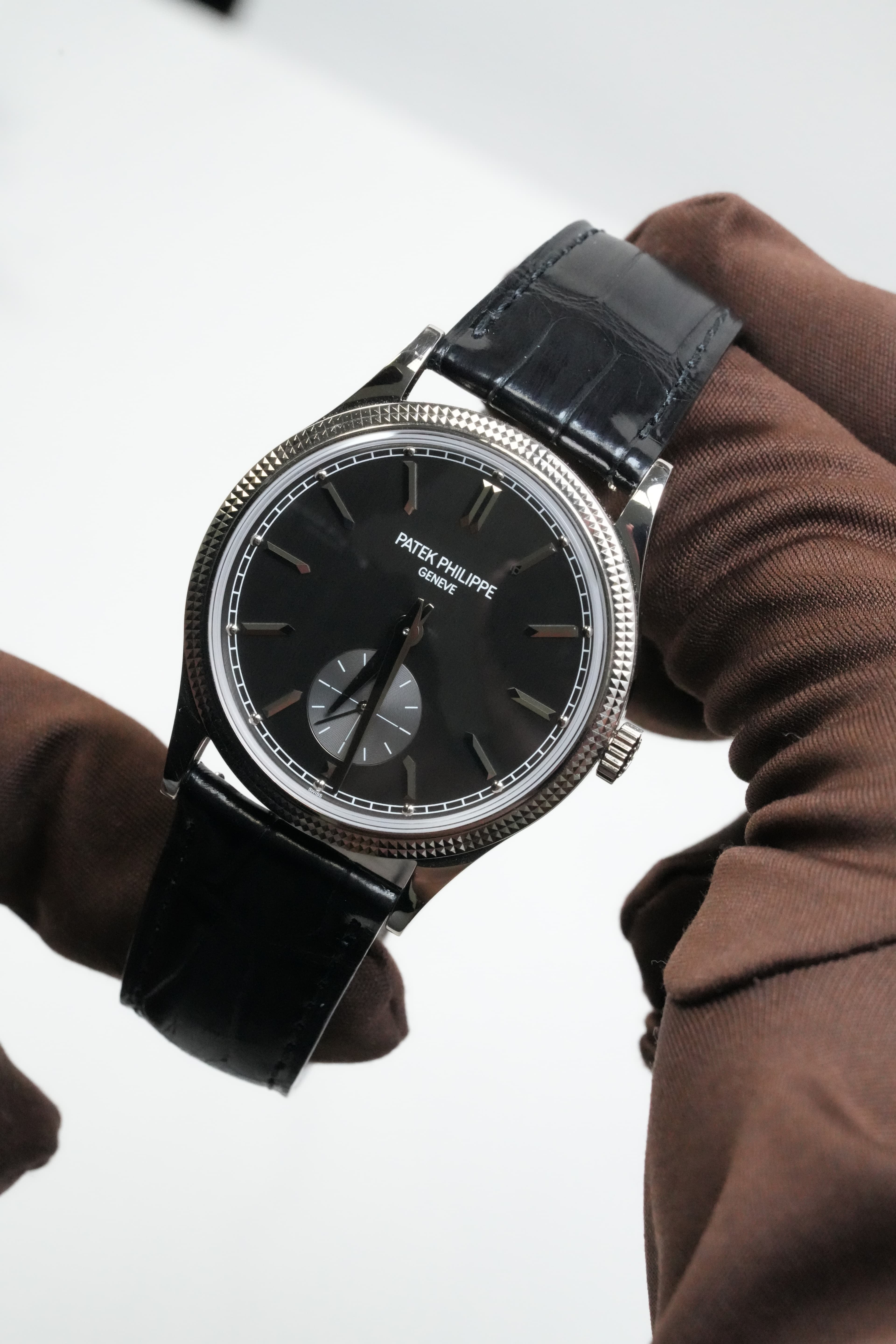 Patek Philippe Calatrava view 7