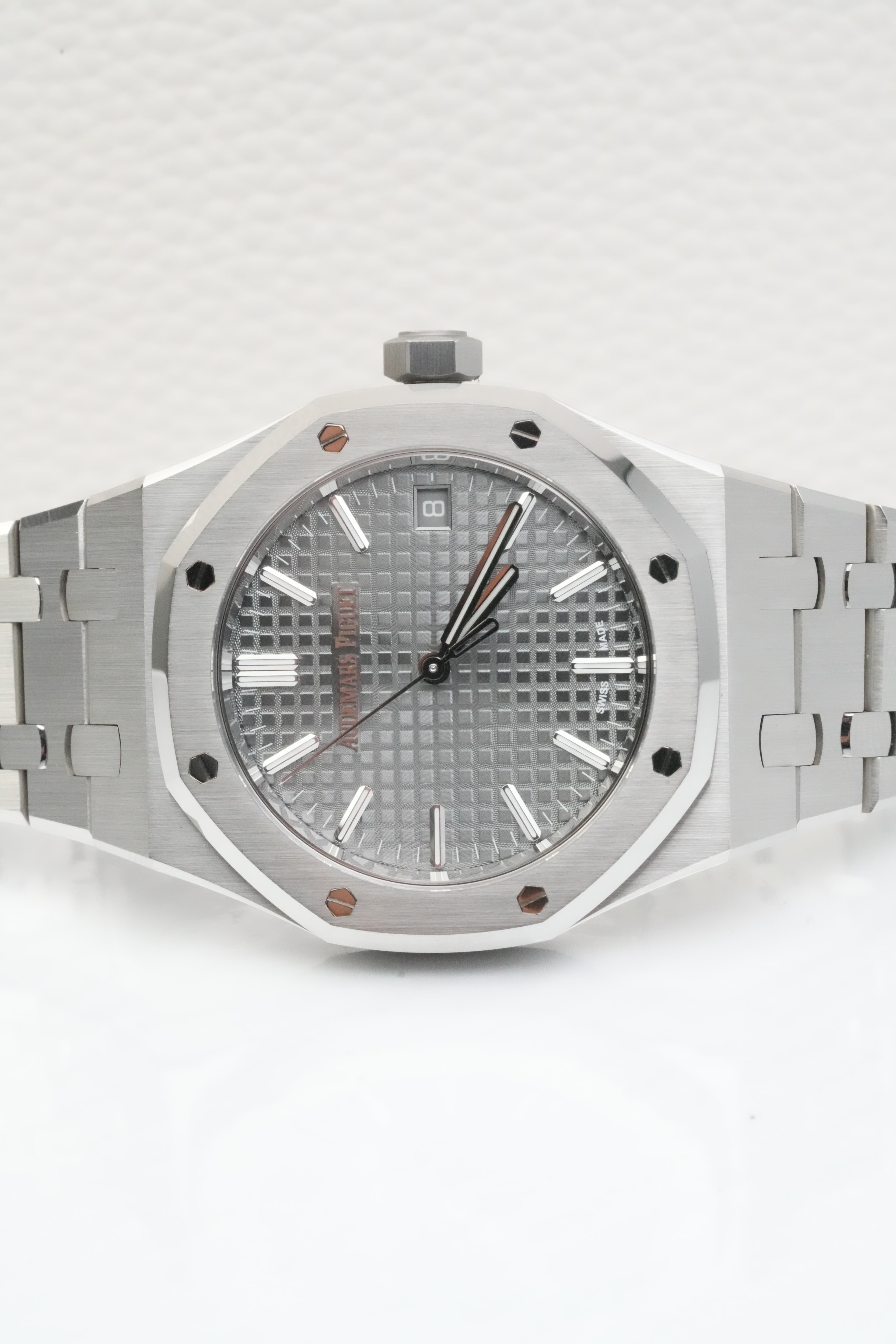Audemars Piguet Royal Oak 50th Grey  view 3
