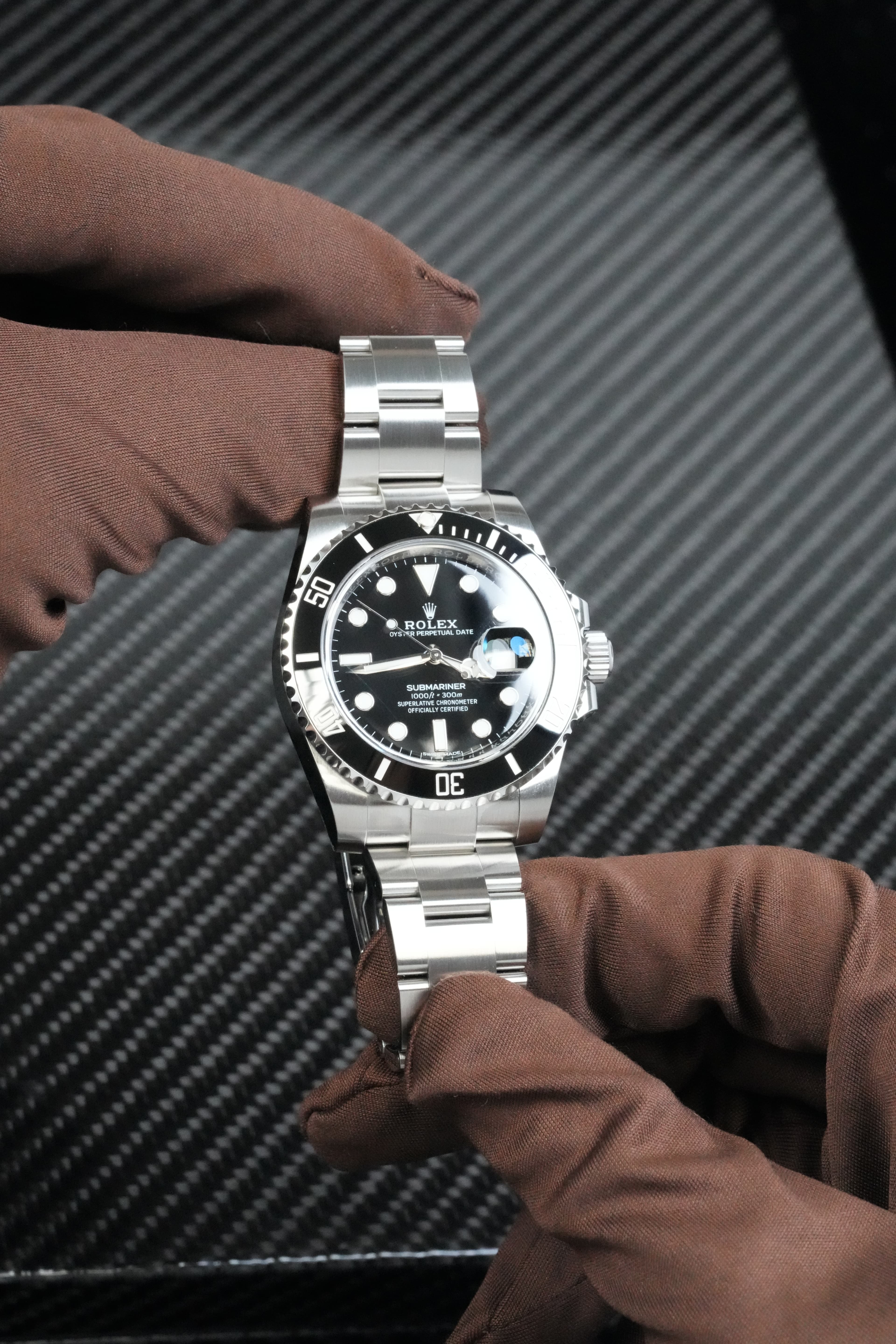 Rolex Submariner Date  view 7