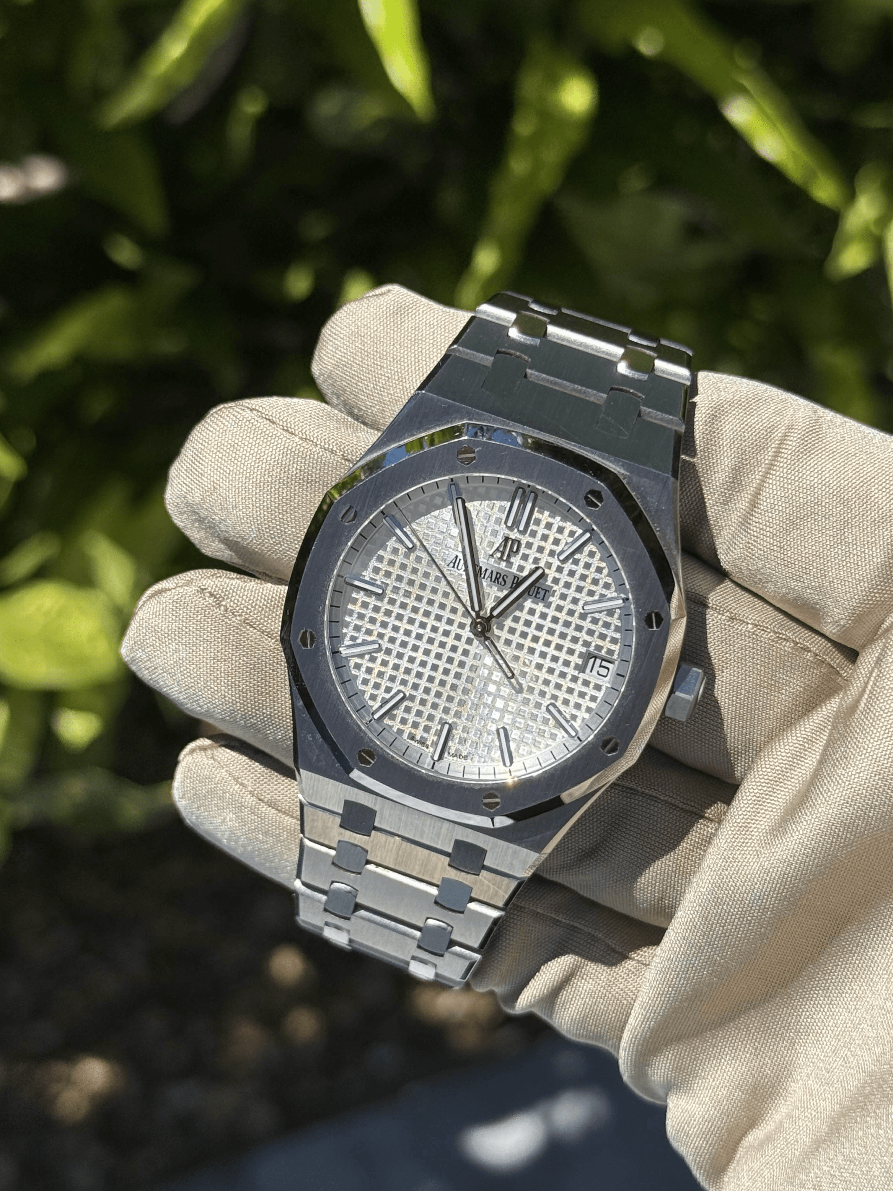 Audemars Piguet Royal Oak view 3