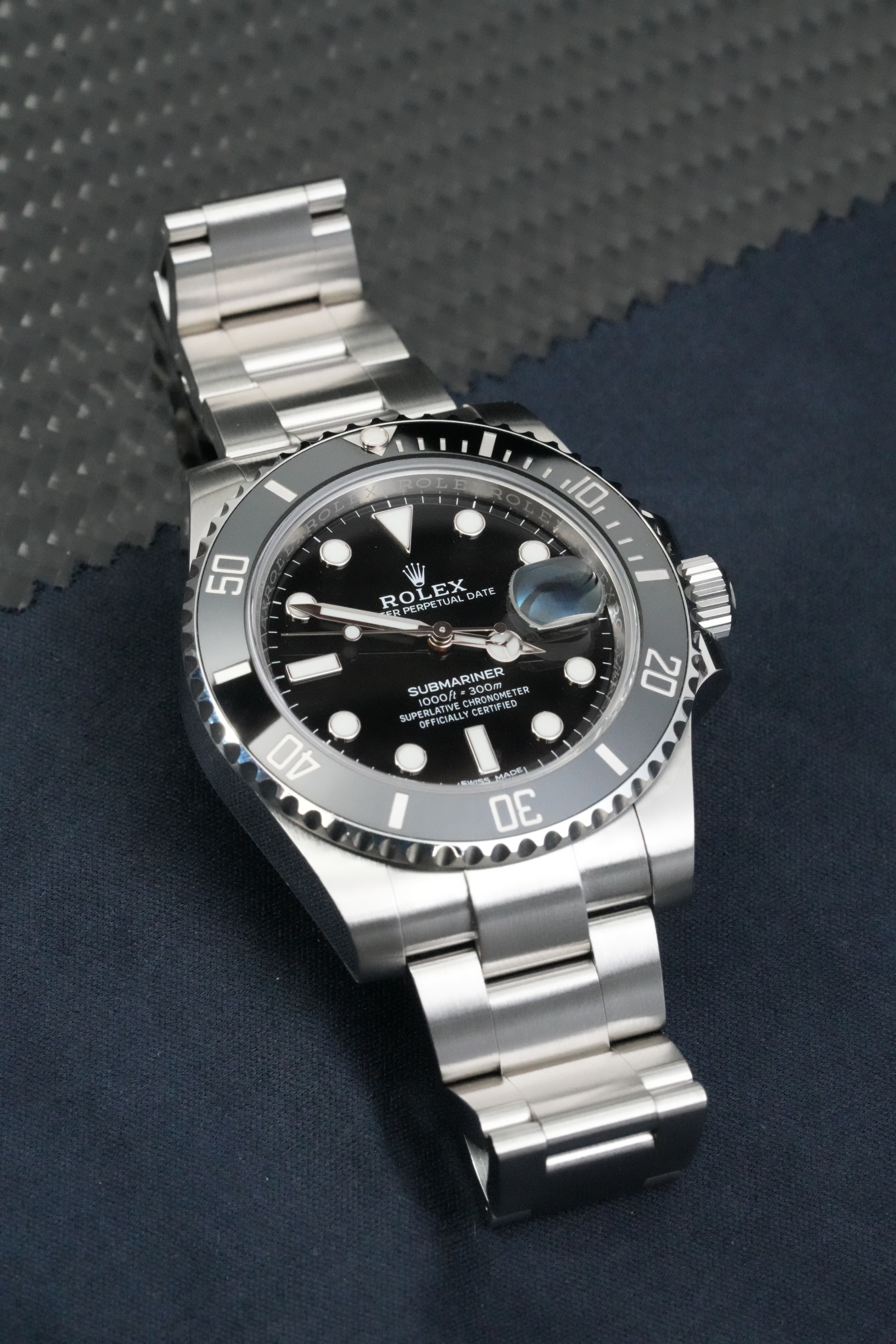 Rolex Submariner Date  view 10