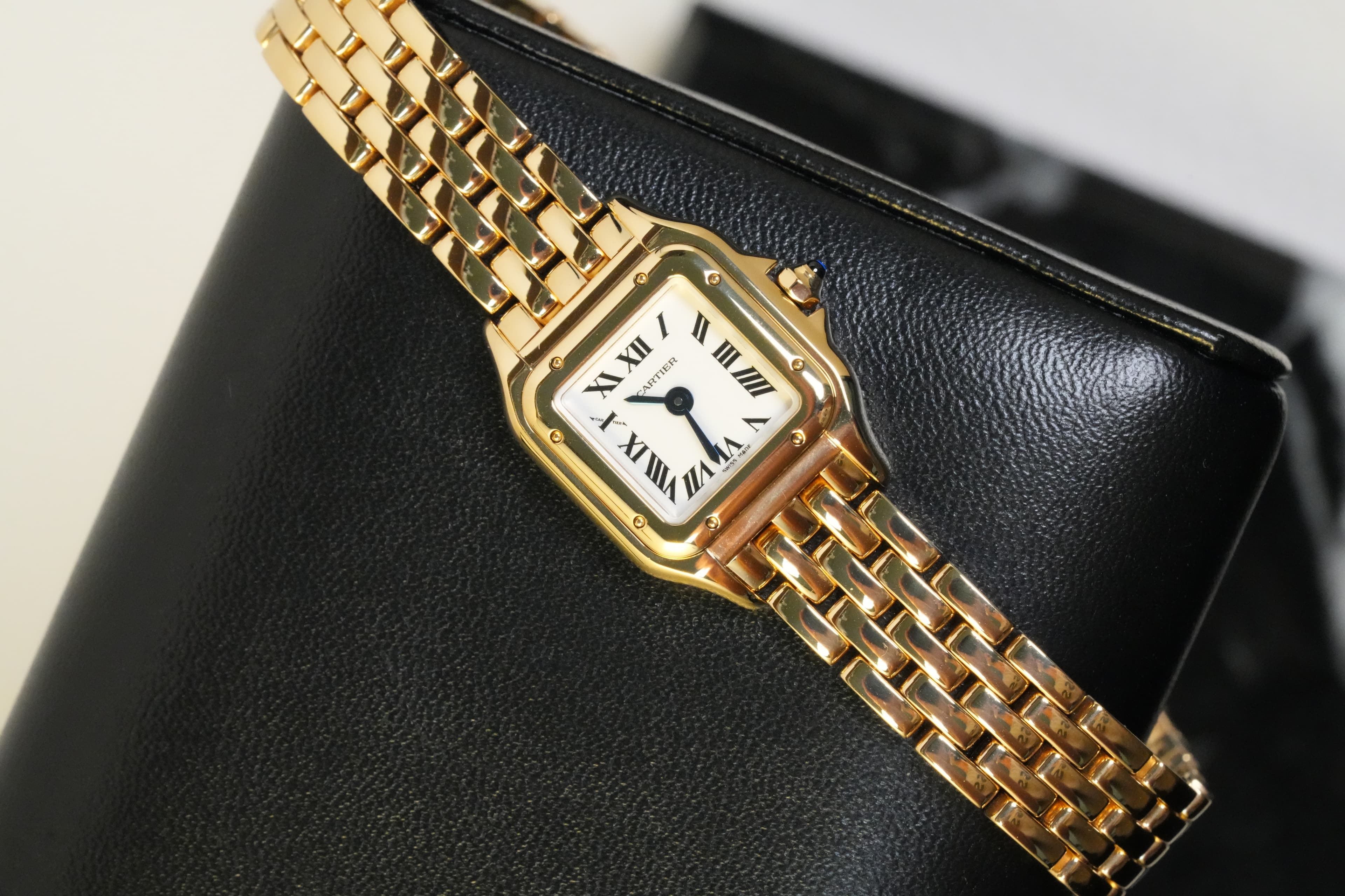 Cartier Panthere  view 8