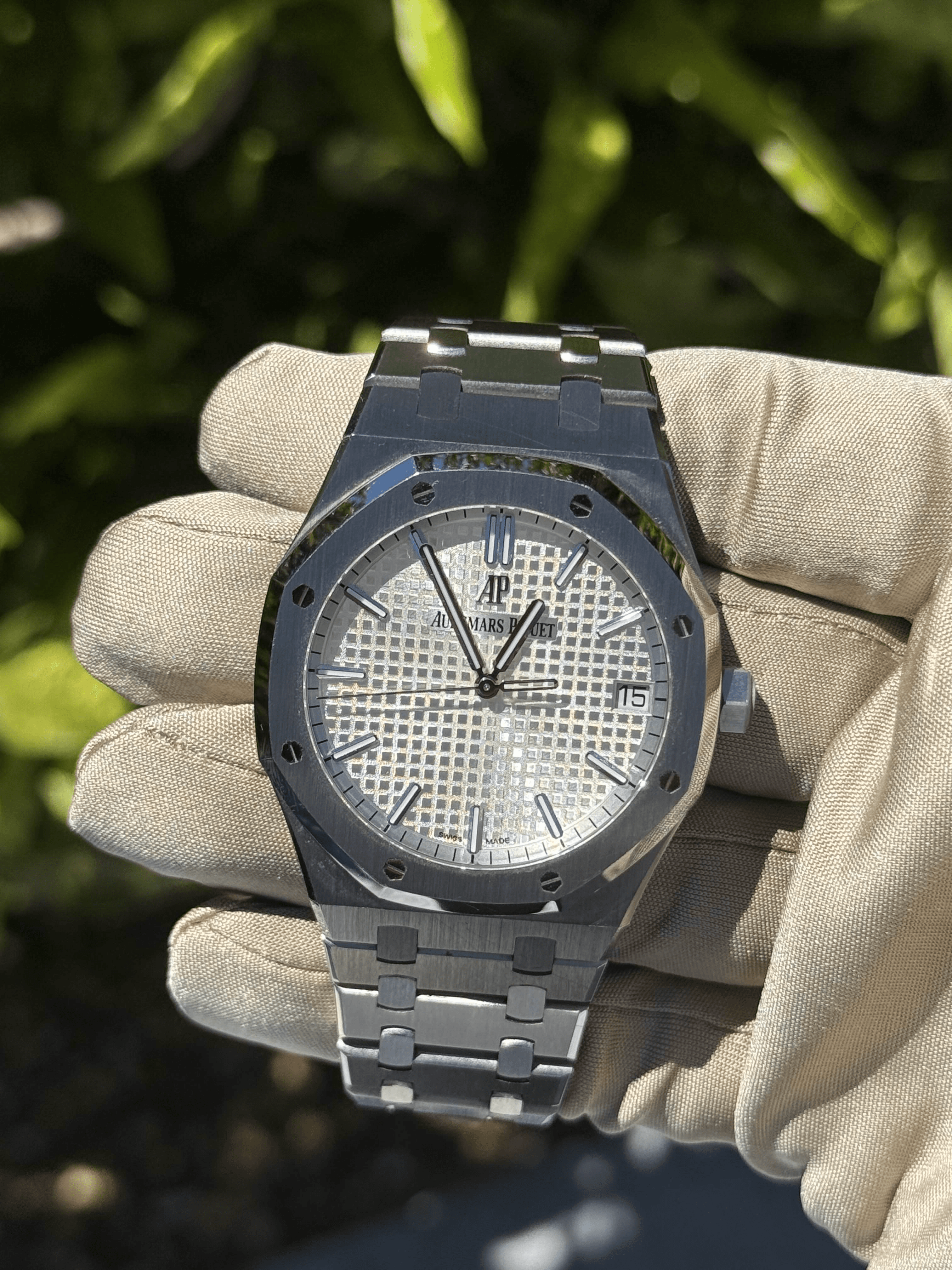 Audemars Piguet Royal Oak view 2
